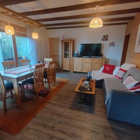 Muhlbach-sur-Munster Chalet Au Bois Des Ecureuils Classe Trois Etoiles. מראה חיצוני תמונה