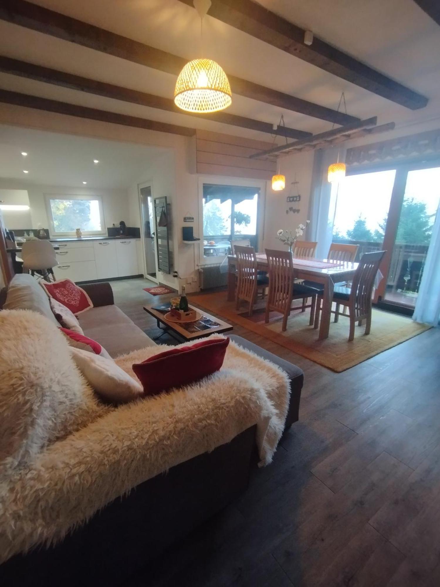 Muhlbach-sur-Munster Chalet Au Bois Des Ecureuils Classe Trois Etoiles. מראה חיצוני תמונה
