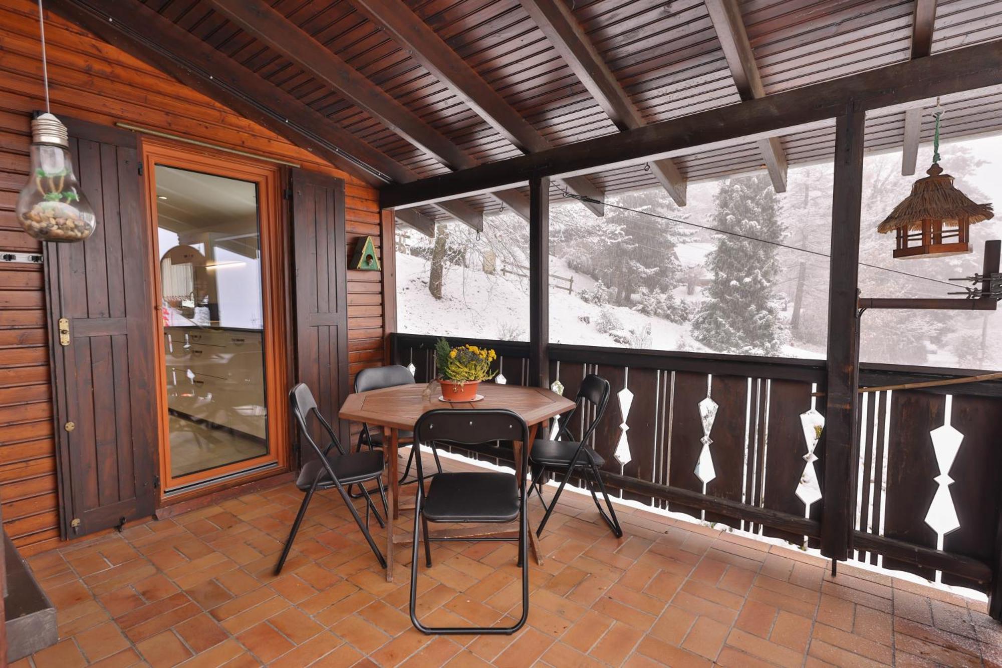 Muhlbach-sur-Munster Chalet Au Bois Des Ecureuils Classe Trois Etoiles. מראה חיצוני תמונה